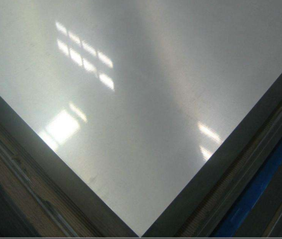 今天304不锈钢板继续小幅上涨